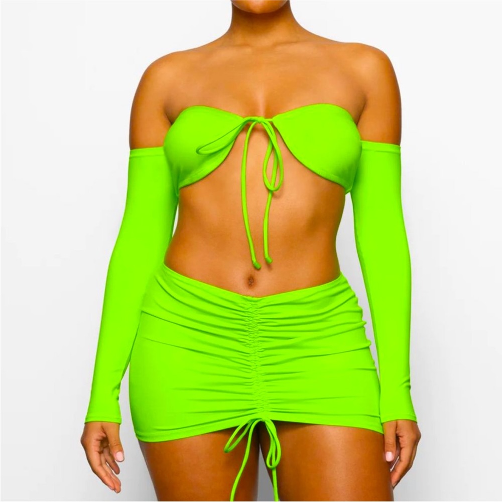 SKIMS- RARE 2 PIECE SET - XS